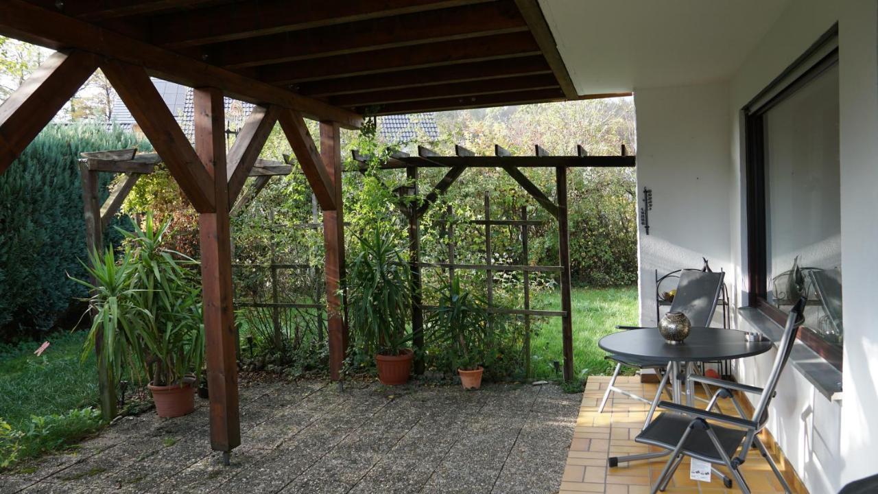 Großzügige Wohnung mit Terrasse und Gartenzugang. Bindlach Exterior foto